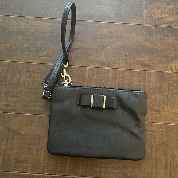 Coach Darcy black wristlet with bow and hang tag - Picture 3 of 9